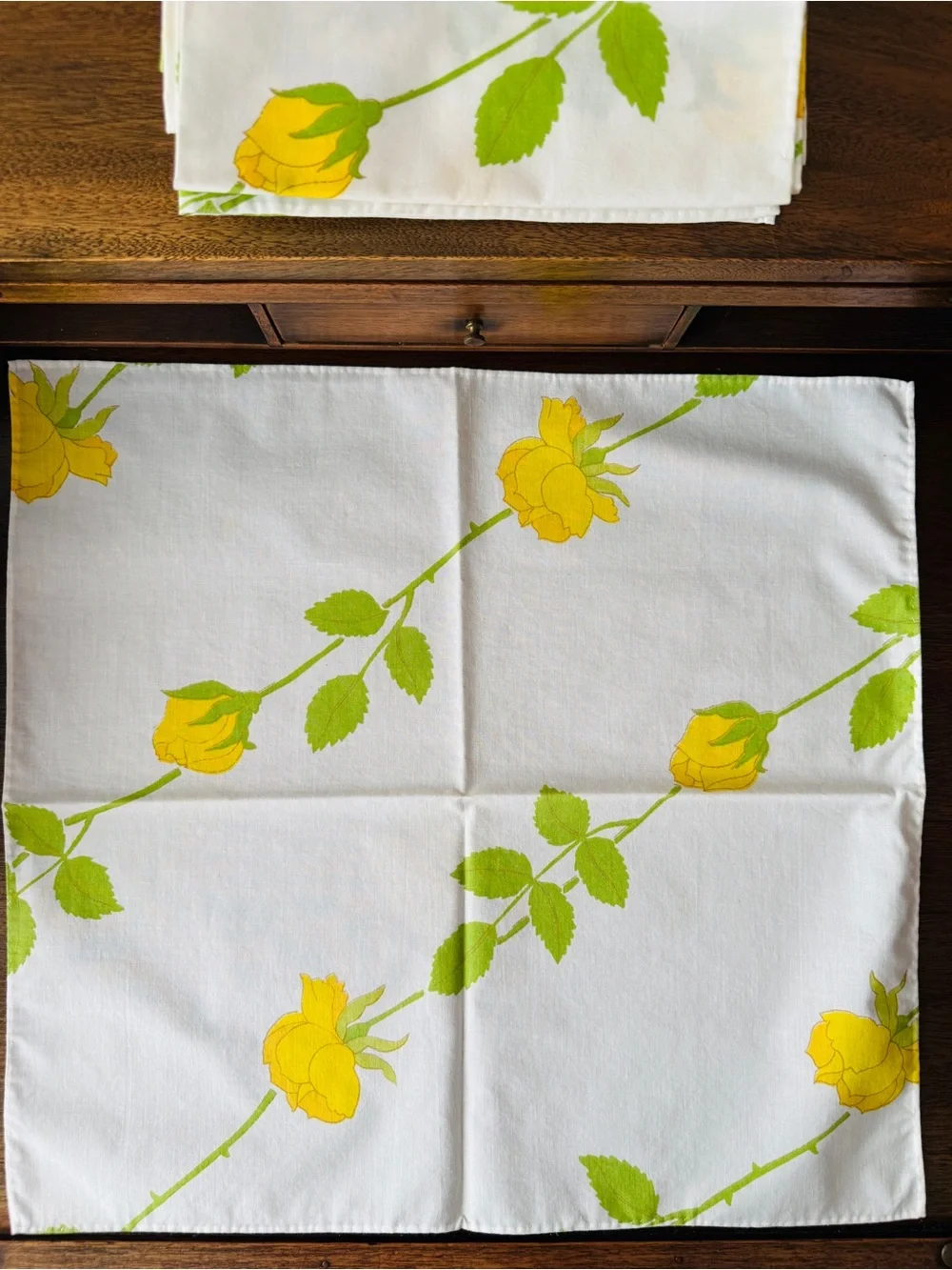 RARE Vintage Christian Dior Wamsutta Yellow Dior Rose Cloth Napkins Set of 4 MCM